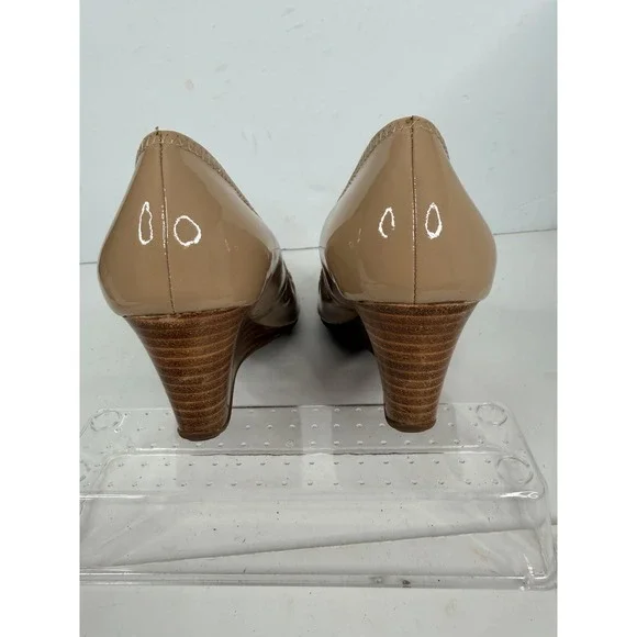 Cole Haan Grand.OS Beige Patent Leather Wedge Pumps Women's Size 10.5B - Picture 10 of 13